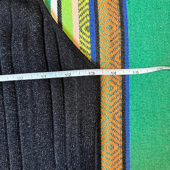 Arden B off the shoulder pleated knit lurex top in black & silver size small NWT - Picture 4 of 11